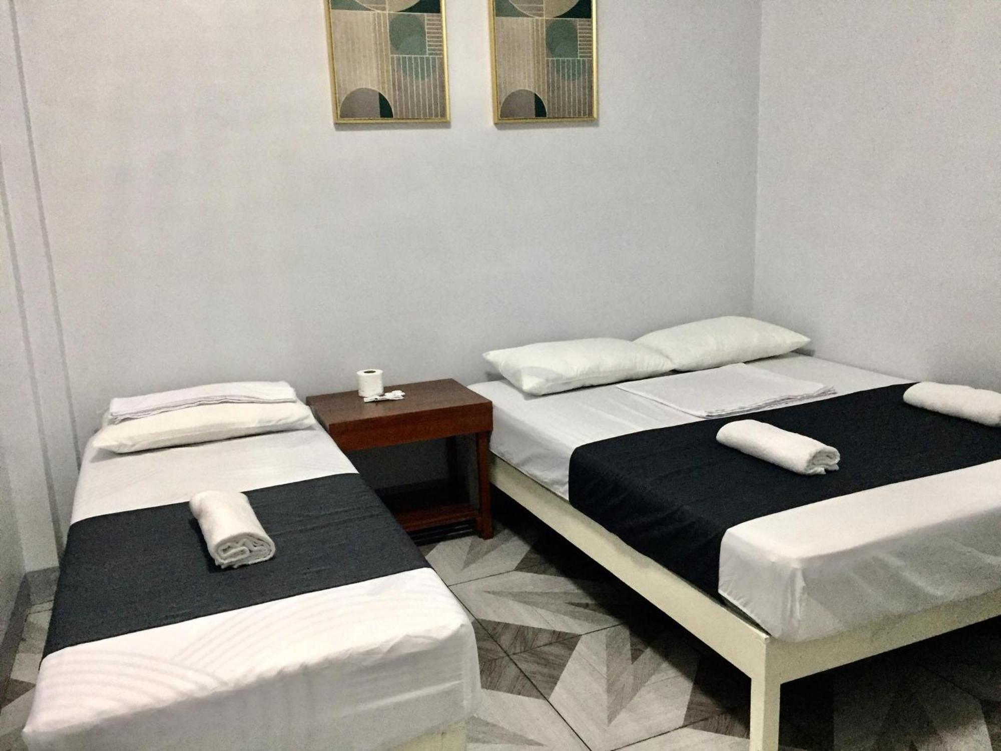 Ziet Hotel Mambajao Oda fotoğraf