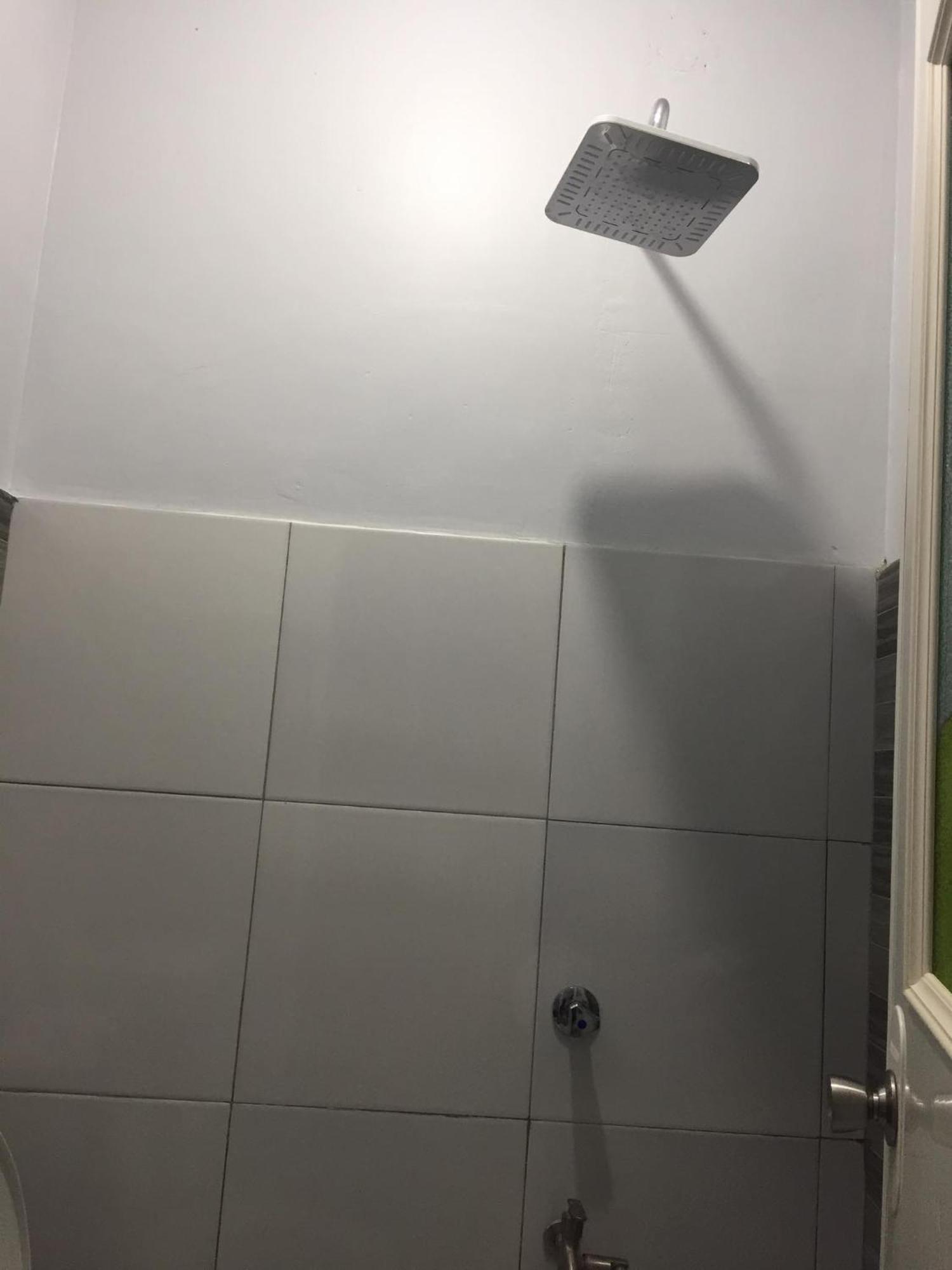Ziet Hotel Mambajao Oda fotoğraf